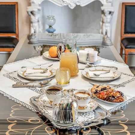 فندق مبيت وإفطار Palazzo Stunis - Dimora Di Charme أوستوني