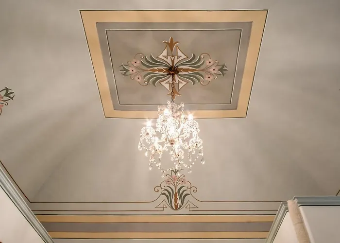 Palazzo Stunis - Dimora Di Charme 4* אוסטוני