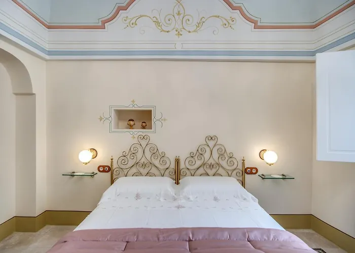 Palazzo Stunis - Dimora Di Charme לינה וארוחת בוקר