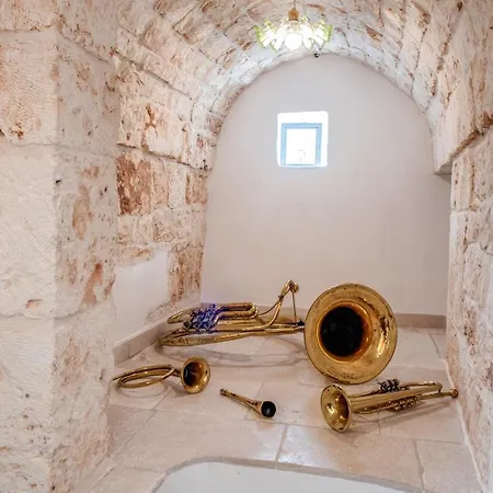 Palazzo Stunis - Dimora Di Charme 4* Ostuni