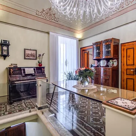 Palazzo Stunis - Dimora Di Charme Bed & Breakfast Ostuni