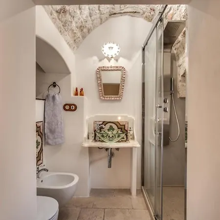 Palazzo Stunis - Dimora Di Charme 4* Ostuni
