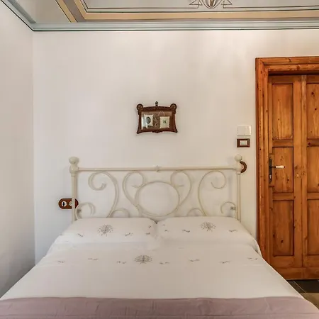 Palazzo Stunis - Dimora Di Charme 4*