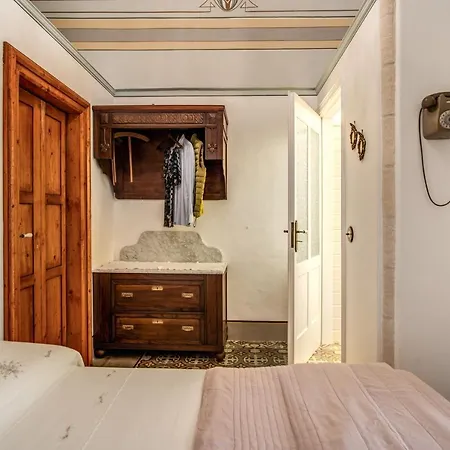 Palazzo Stunis - Dimora Di Charme 4* أوستوني