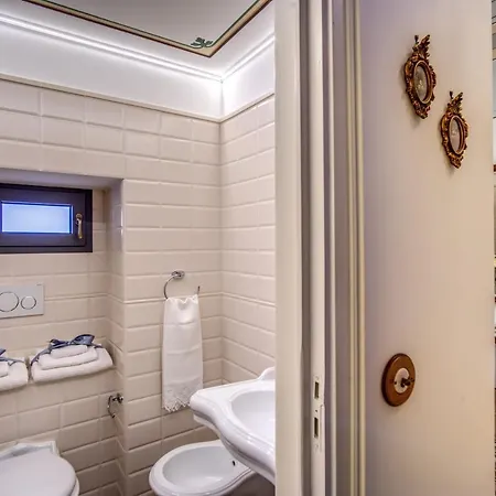 Palazzo Stunis - Dimora Di Charme 3*