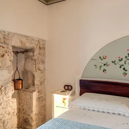 Palazzo Stunis - Dimora Di Charme 4* أوستوني