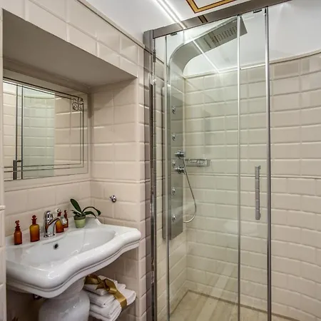 Palazzo Stunis - Dimora Di Charme Bed and Breakfast