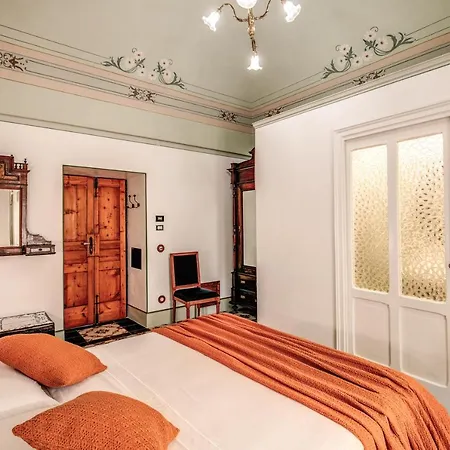 Palazzo Stunis - Dimora Di Charme فندق مبيت وإفطار أوستوني