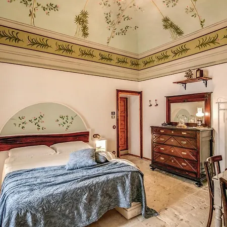 Palazzo Stunis - Dimora Di Charme 4* أوستوني