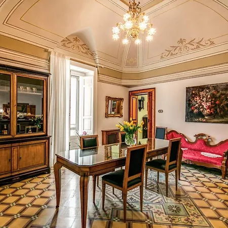 Palazzo Stunis - Dimora Di Charme 3* Ostuni